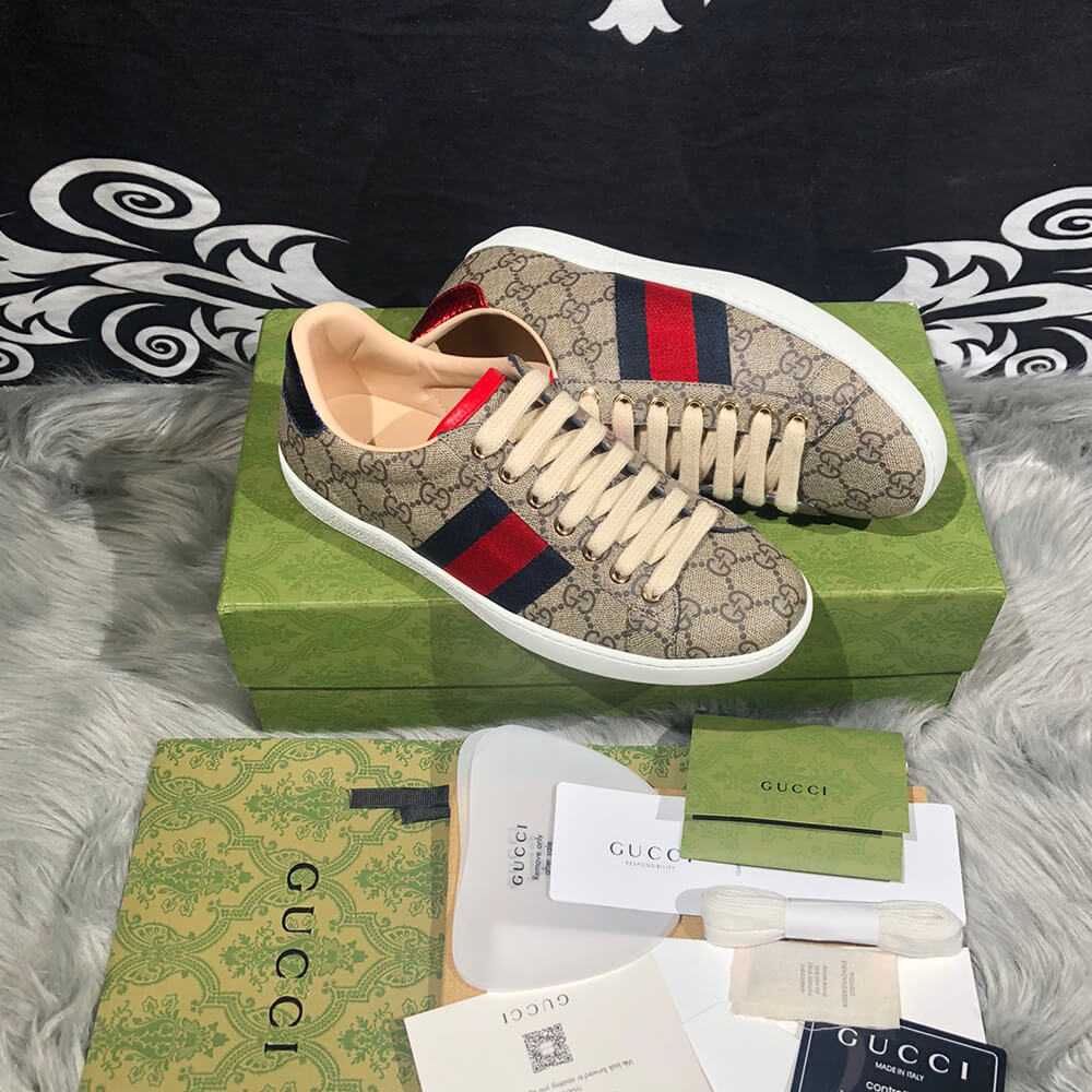 Ace GG Supreme sneaker with bees