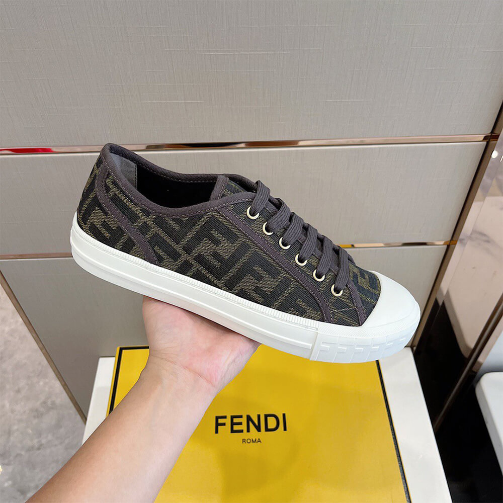 Fendi Domino