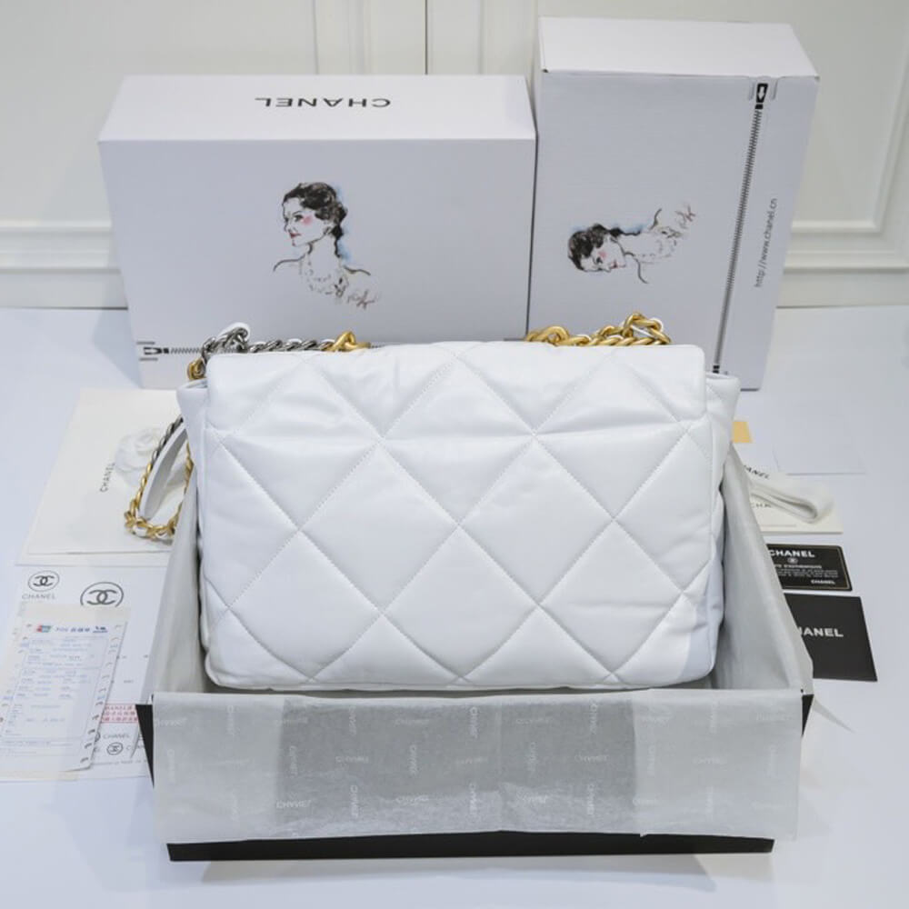 CHANEL 19 MAXI HANDBAG (high-end grade)