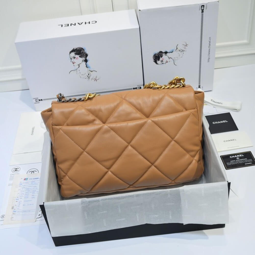 CHANEL 19 MAXI HANDBAG (high-end grade)