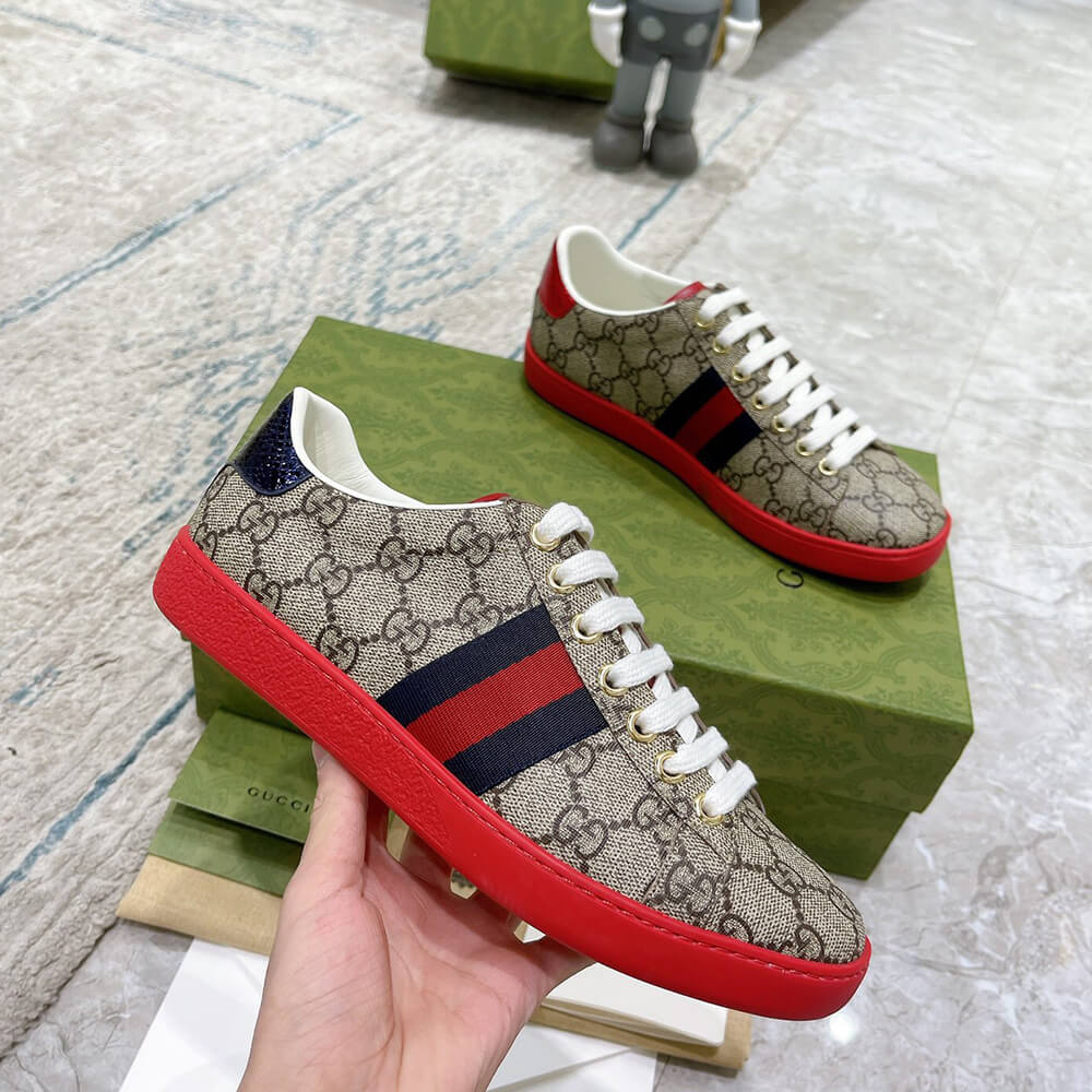 Ace GG Supreme sneaker with bees