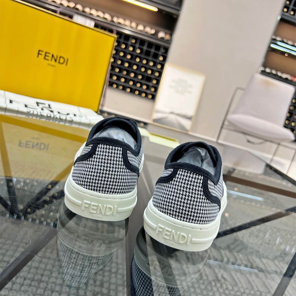 Fendi Domino