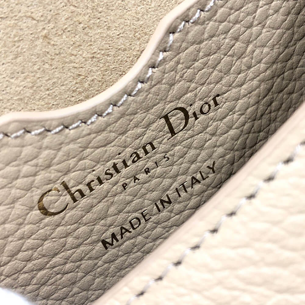 MEDIUM DIOR BOBBY BAG (High-end grade)
