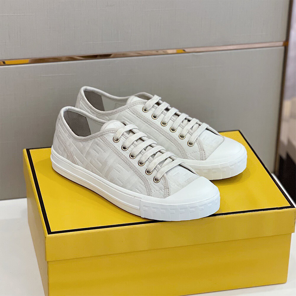 Fendi Domino