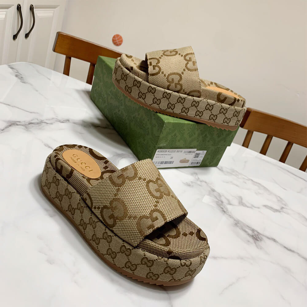 Women’s platform slide sandal