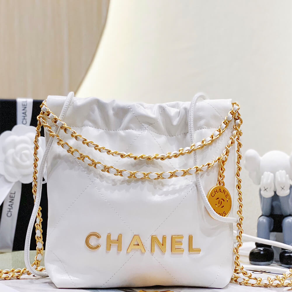 CHANEL 22 MINI HANDBAG