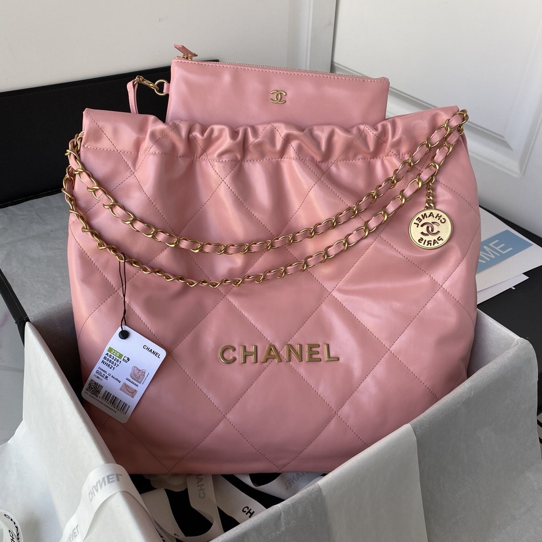 CHANEL 22 SMALL HANDBAG