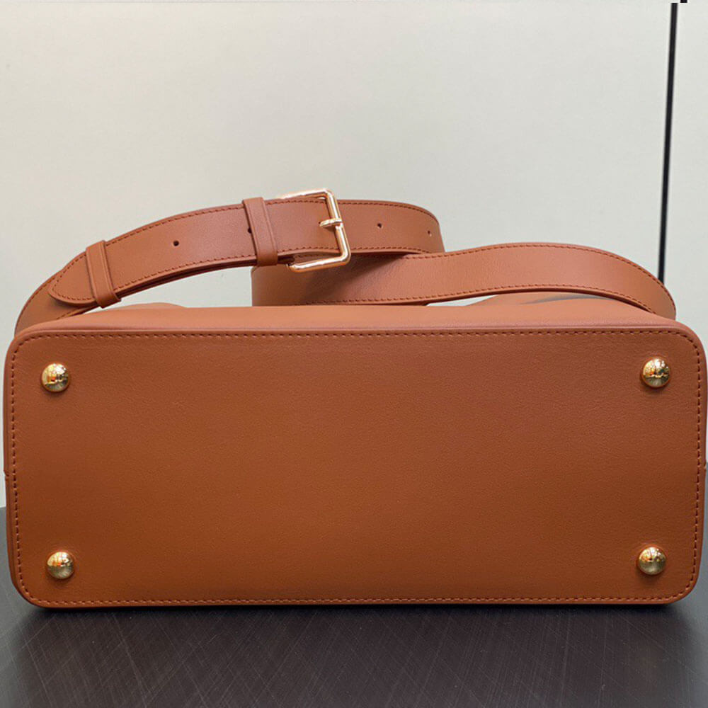 LV Capucines GM Souple