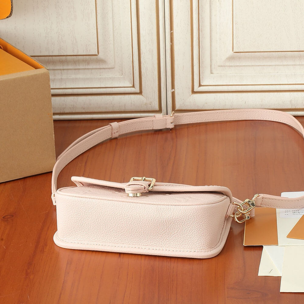 LV Nano Diane