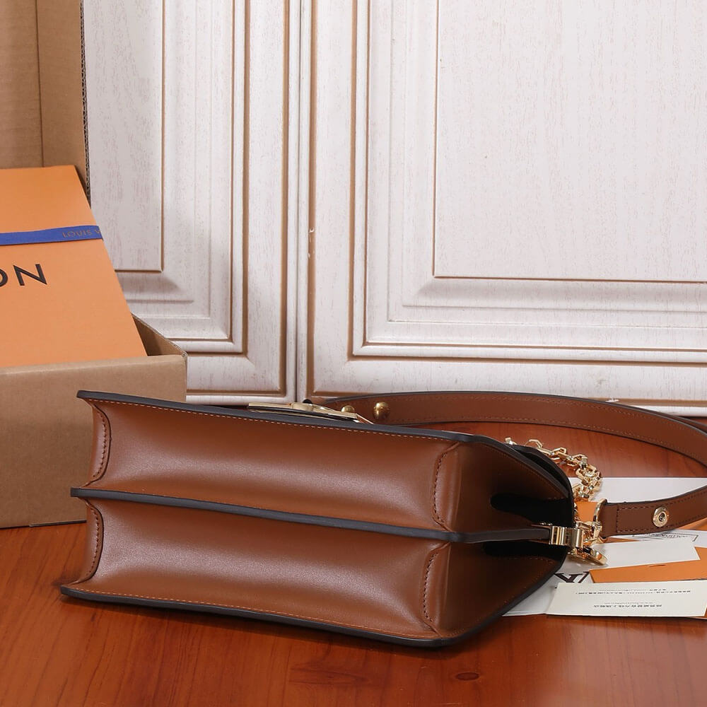 LV Dauphine MM