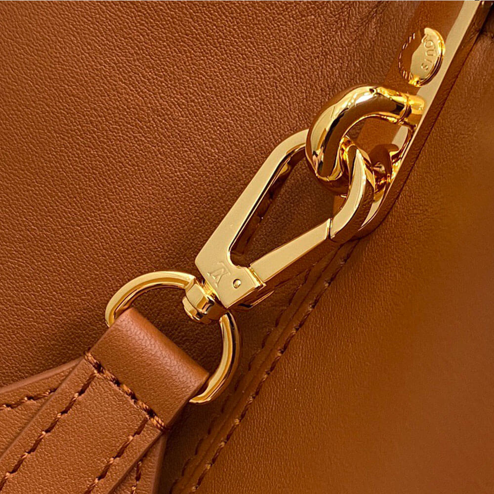 LV Capucines GM Souple