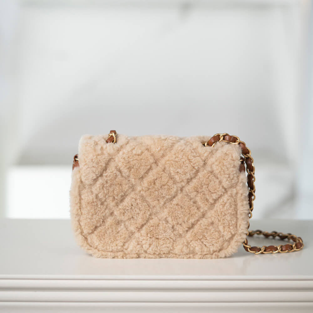 CHANEL Mini Flap Bag (high-end grade)