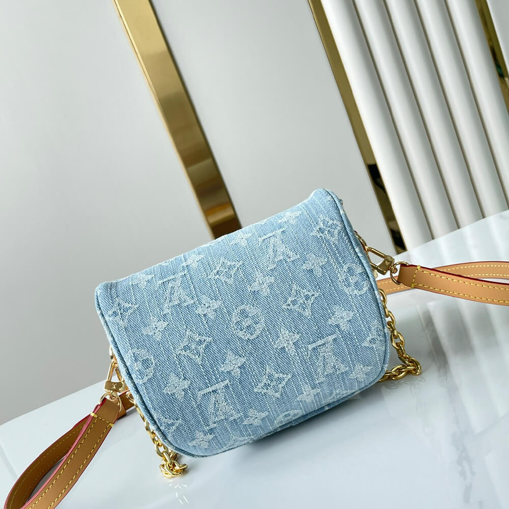 LV MINI BUMBAG GLOVES
