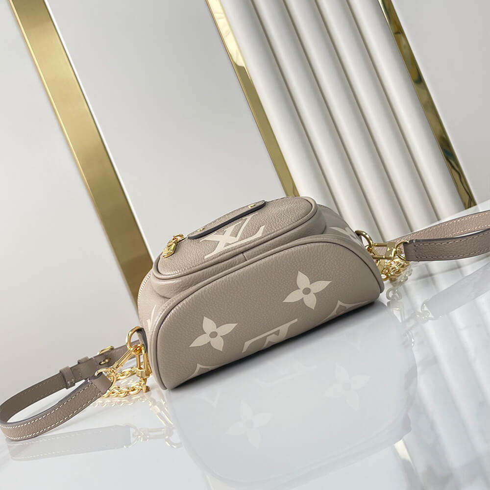 LV MINI BUMBAG GLOVES