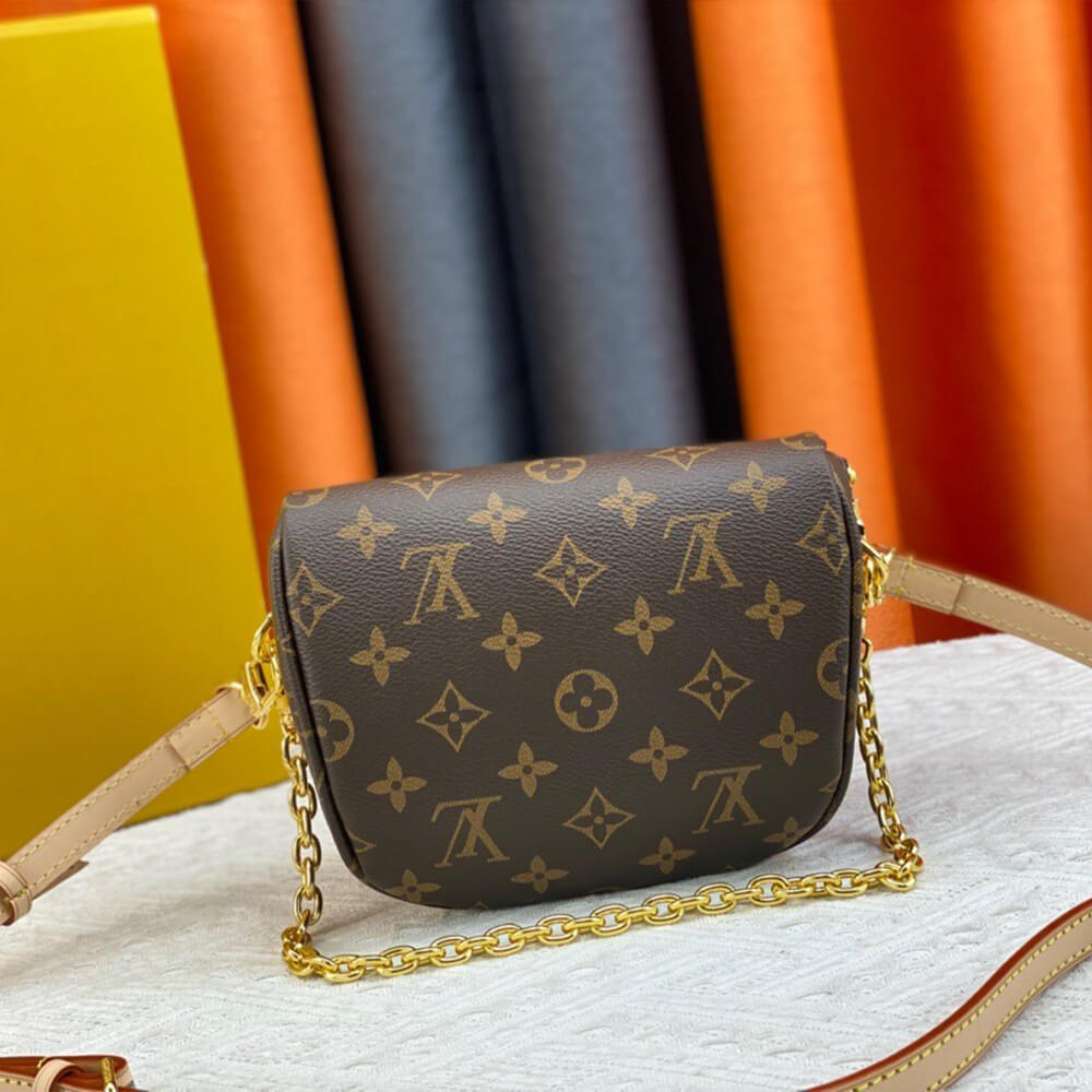 LV MINI BUMBAG GLOVES