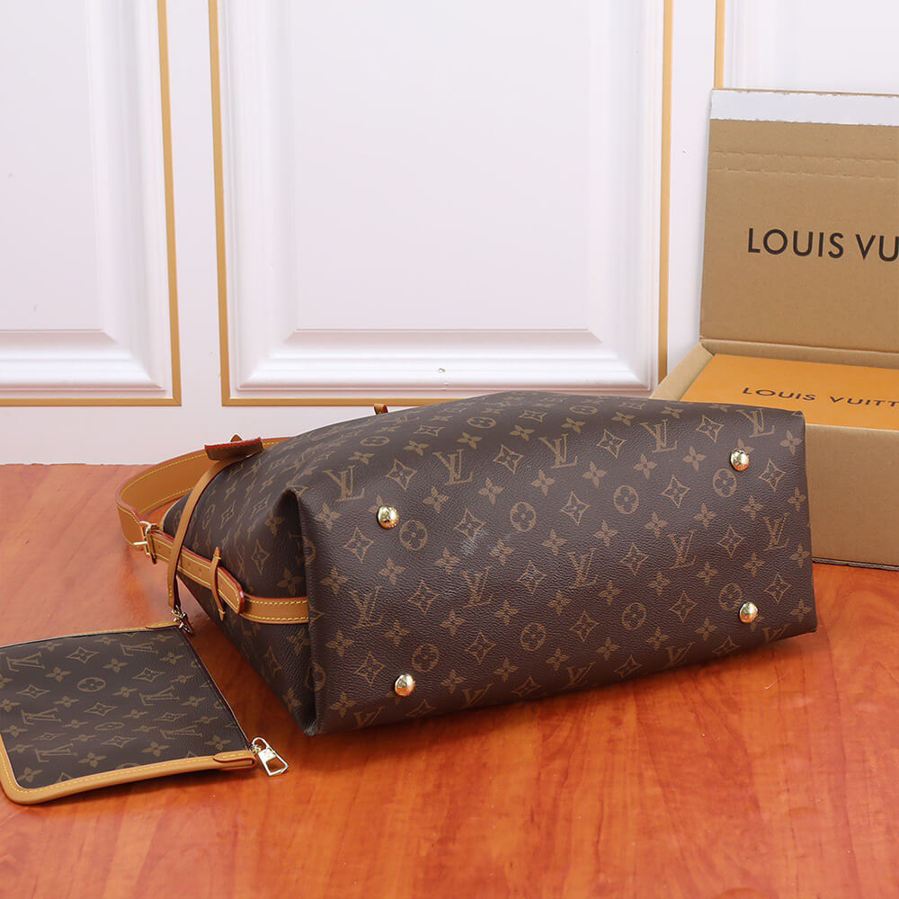 LV CarryAll MM