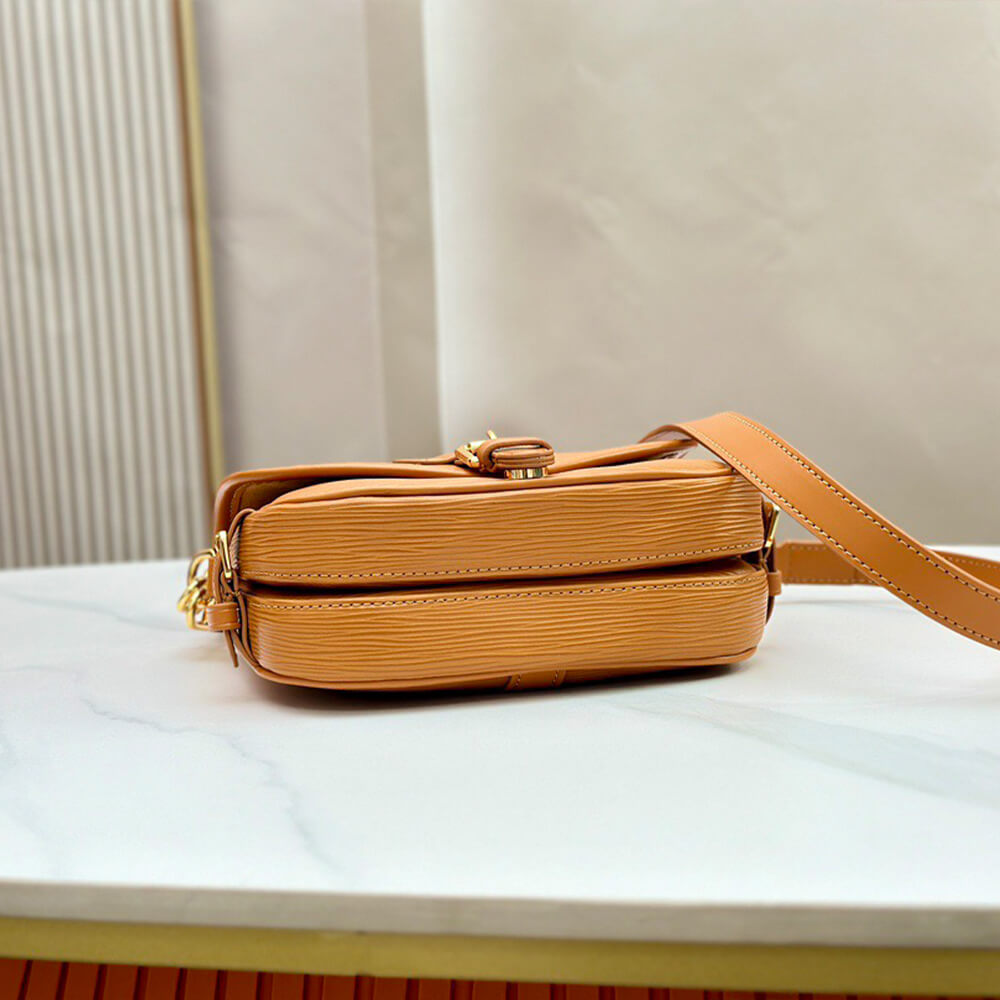 LV Saumur BB