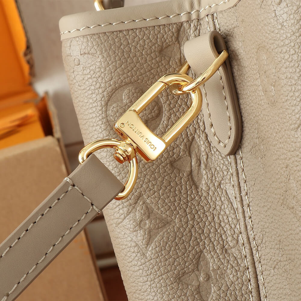 LV Babylone Tote MM