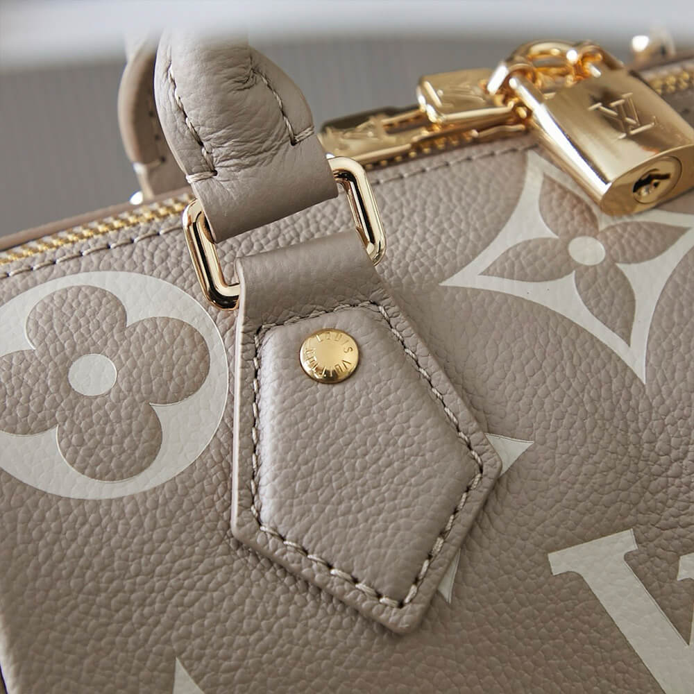 LV Speedy Bandoulière 20