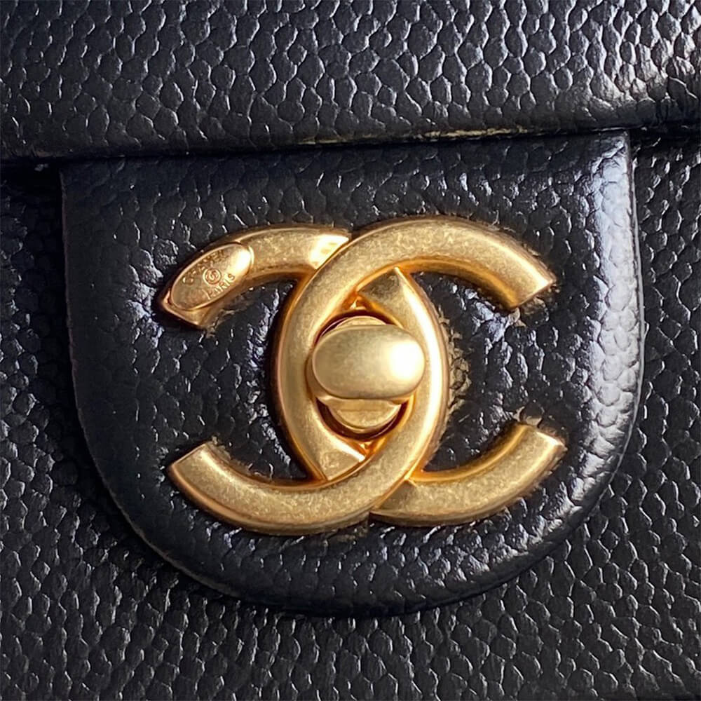 CHANEL MINI FLAP BAG (high-end grade)