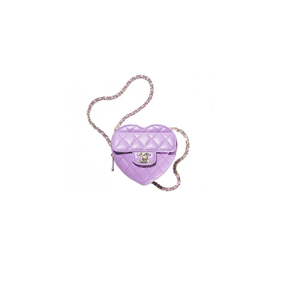 CHANEL 22s Heart Bag