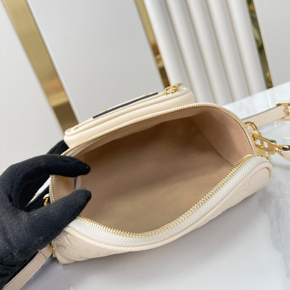 LV MINI BUMBAG GLOVES