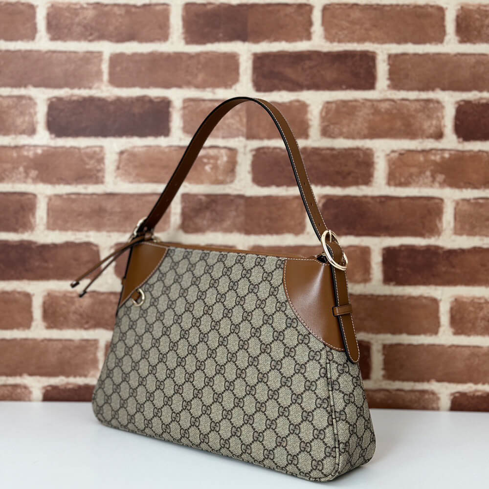 GG Emblem large shoulder bag