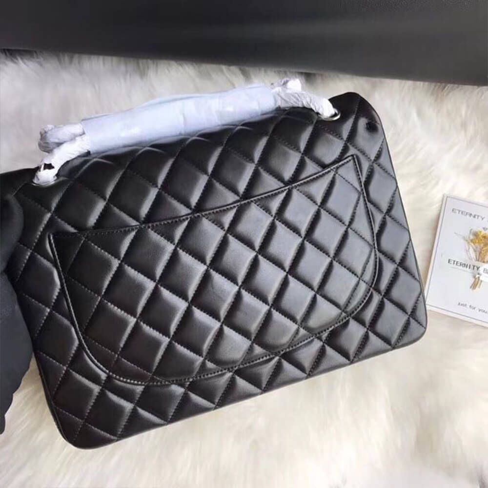 CHANEL Classic Maxi Handbag (Tax-Free Grade)