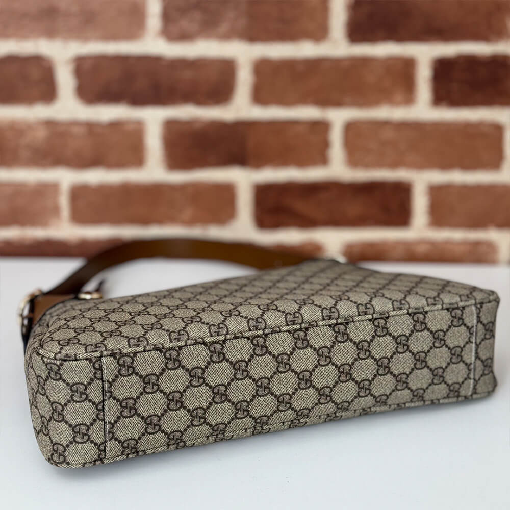 GG Emblem large shoulder bag