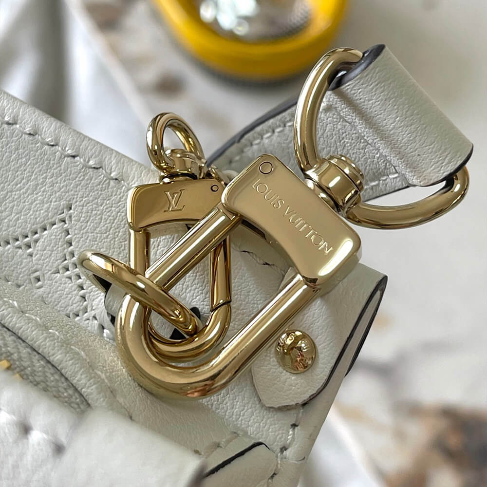 LV OnTheGo East West (high-end grade)