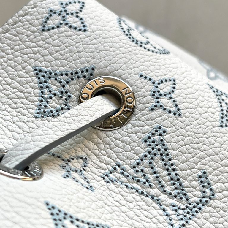 LV Bella