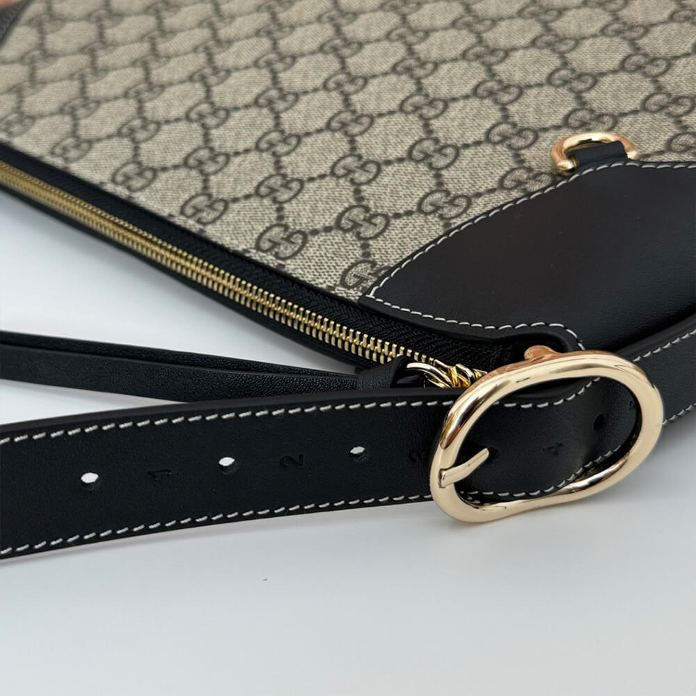 GG Emblem large shoulder bag