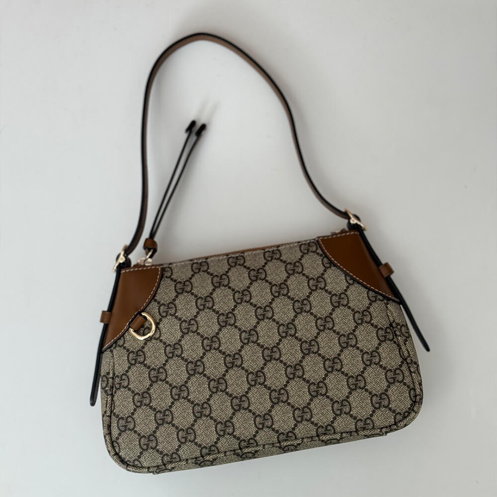 GG Emblem small shoulder bag