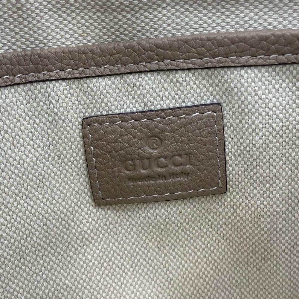 GG Emblem medium shoulder bag