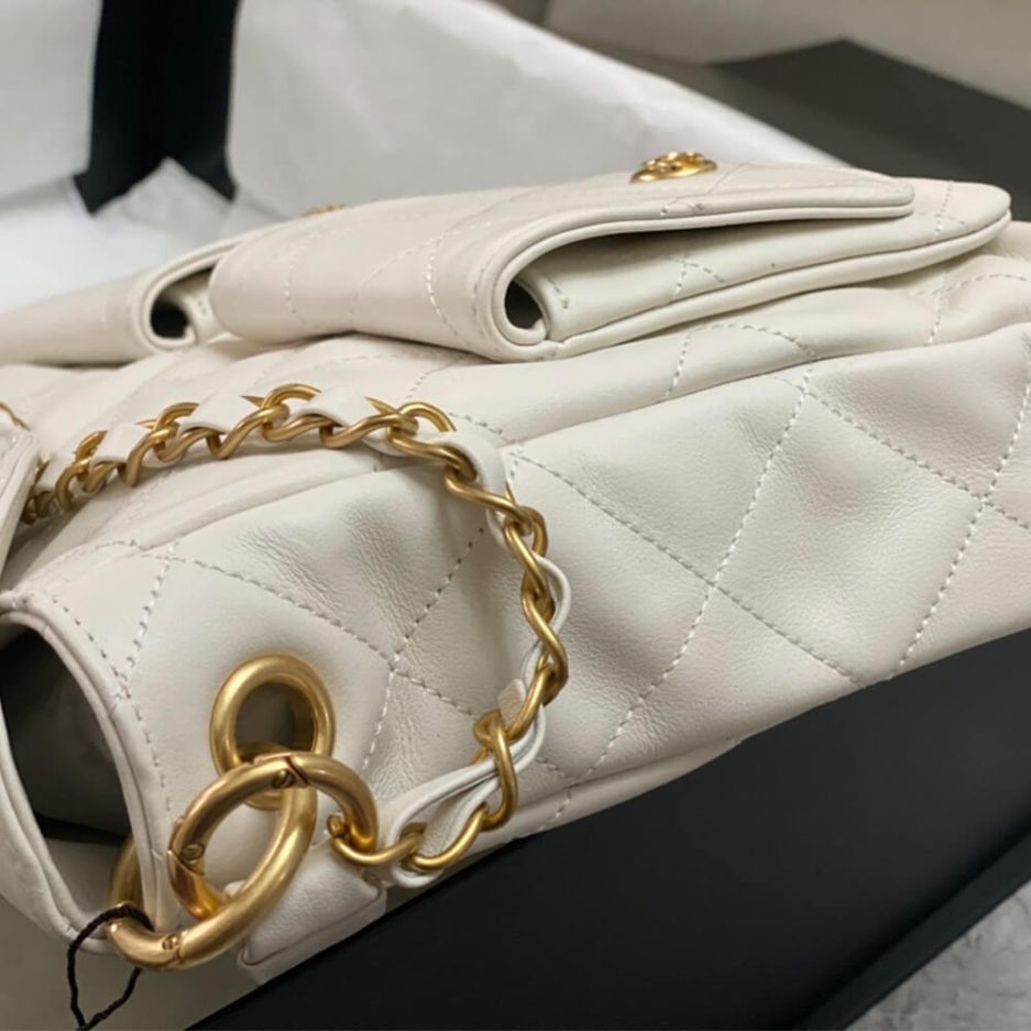 Chanel 24P hobo