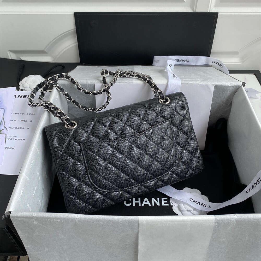 CHANEL CLASSIC HANDBAG(TAX-FREE GRADE)