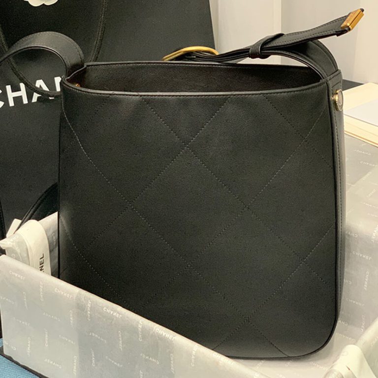 CHANEL HOBO HANDBAG(High-end grade)