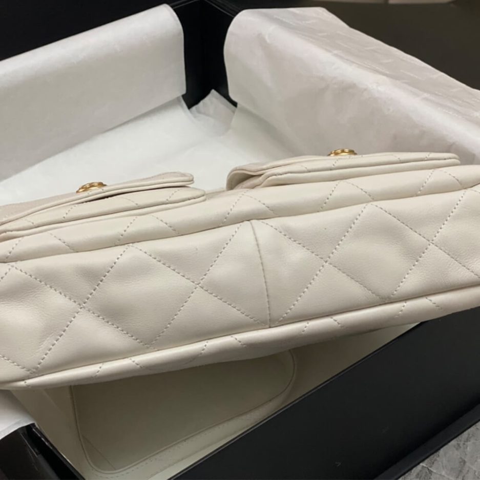 Chanel 24P hobo