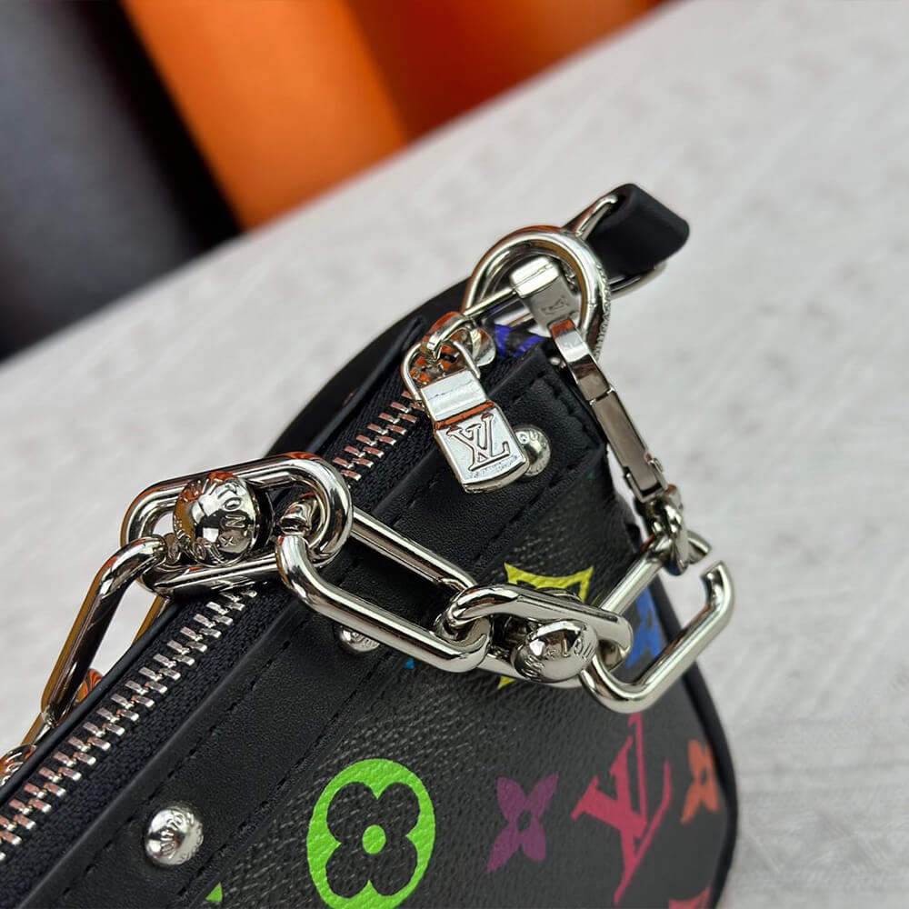 LV x TM POCHETTE ACCESSOIRES