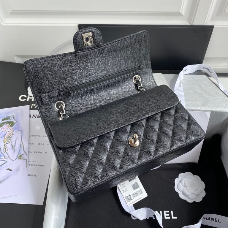 CHANEL CLASSIC HANDBAG(TAX-FREE GRADE)