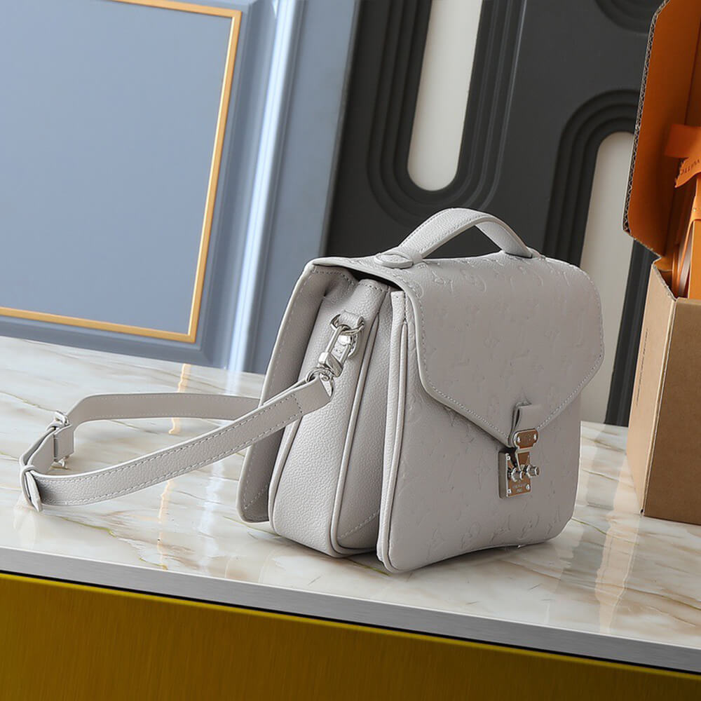 LV Pochette Métis (HIGH-END GRADE)