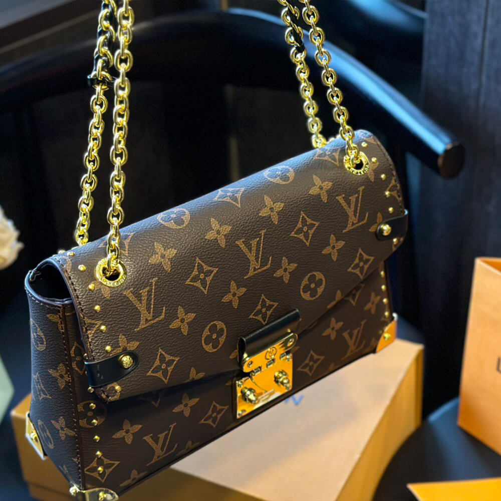 LV Trunkie