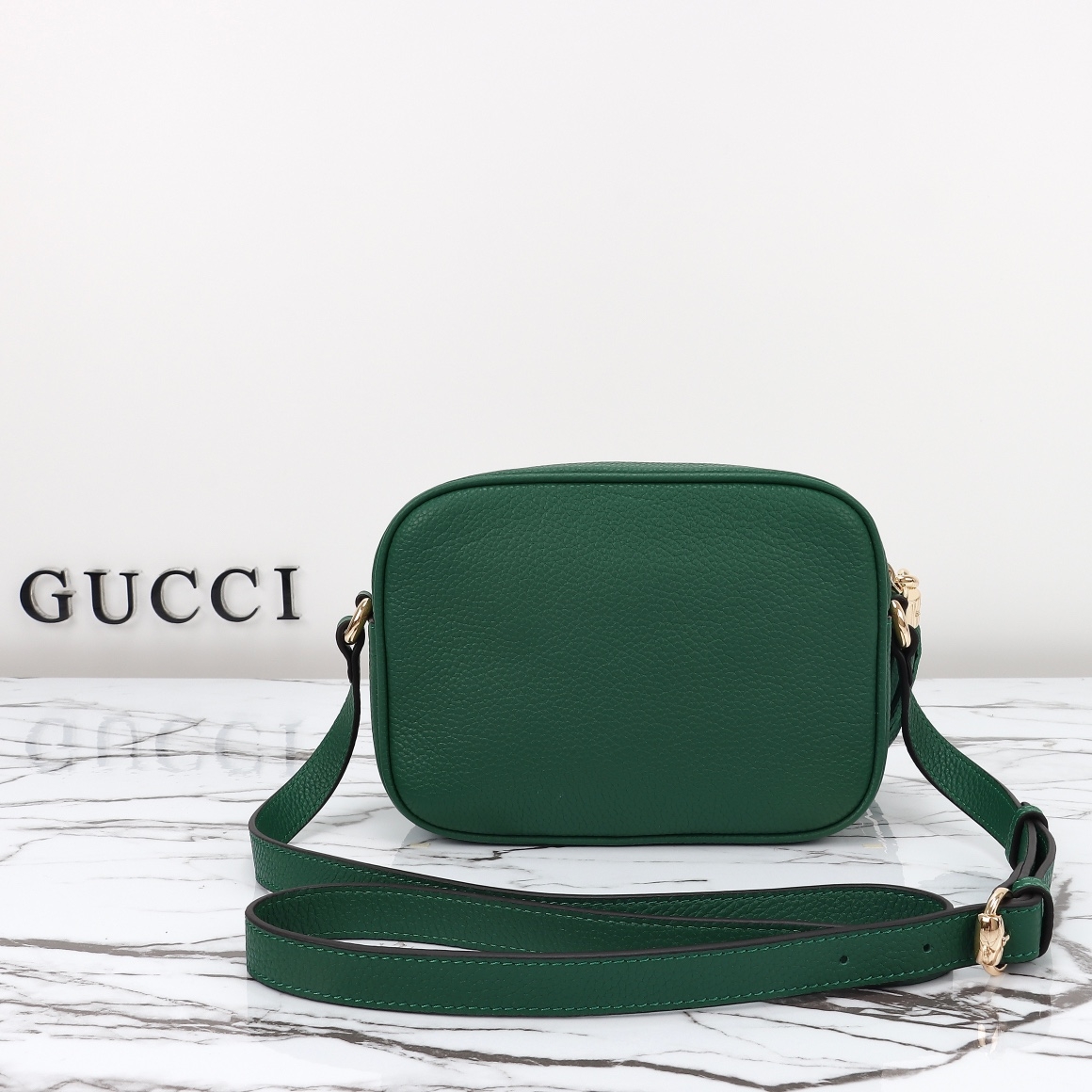 GG Pebbled Calfskin Small Soho Disco Bag
