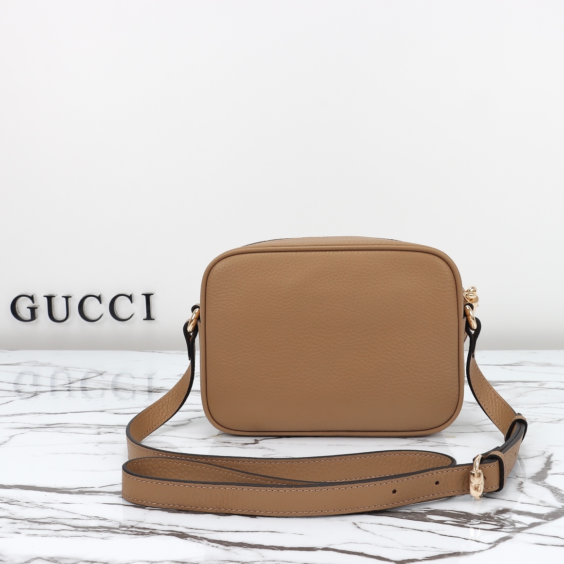 GG Pebbled Calfskin Small Soho Disco Bag