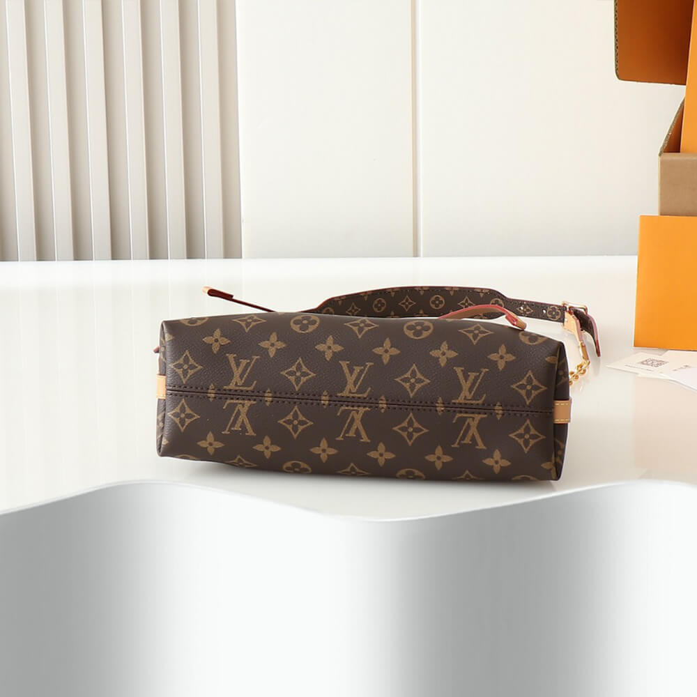 LV CarryAll BB