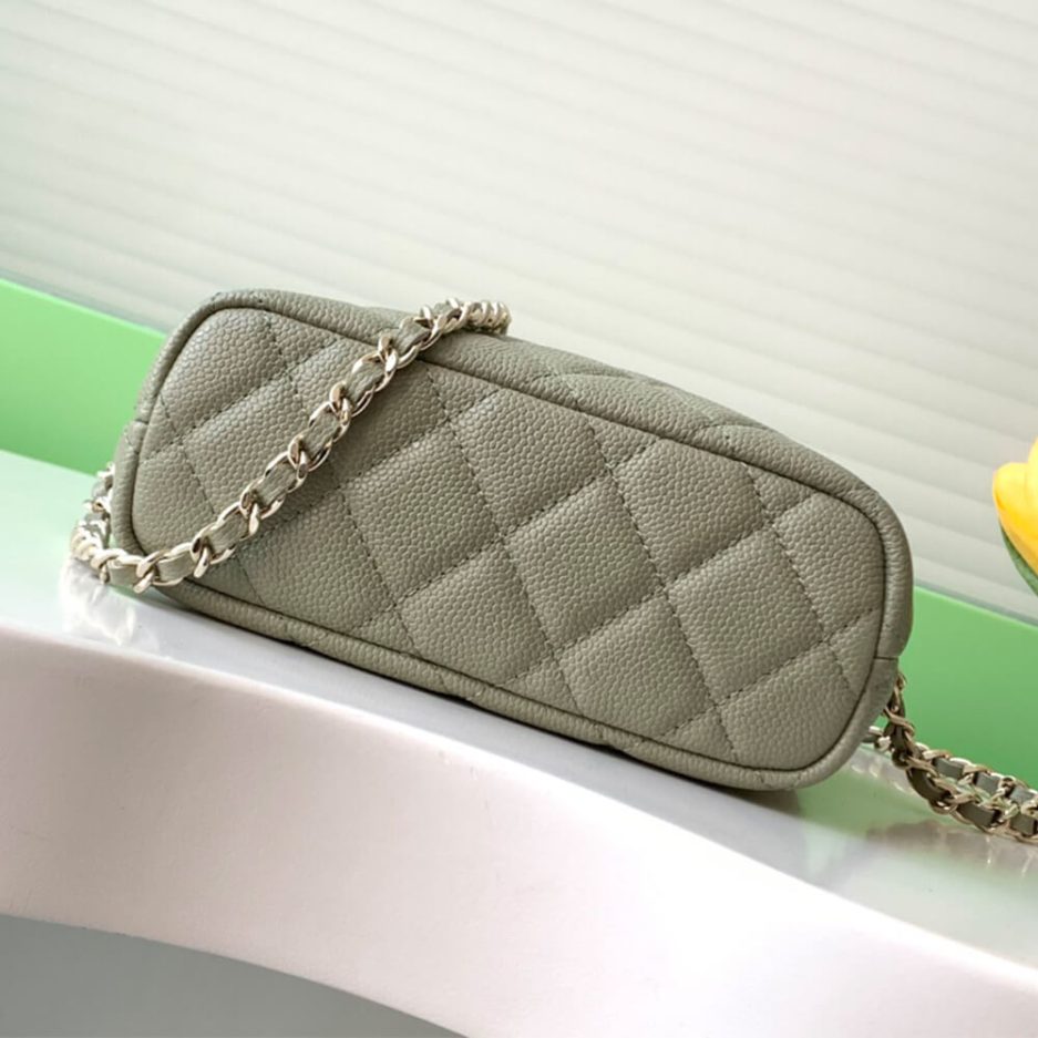 CHANEL 25C hobo bag