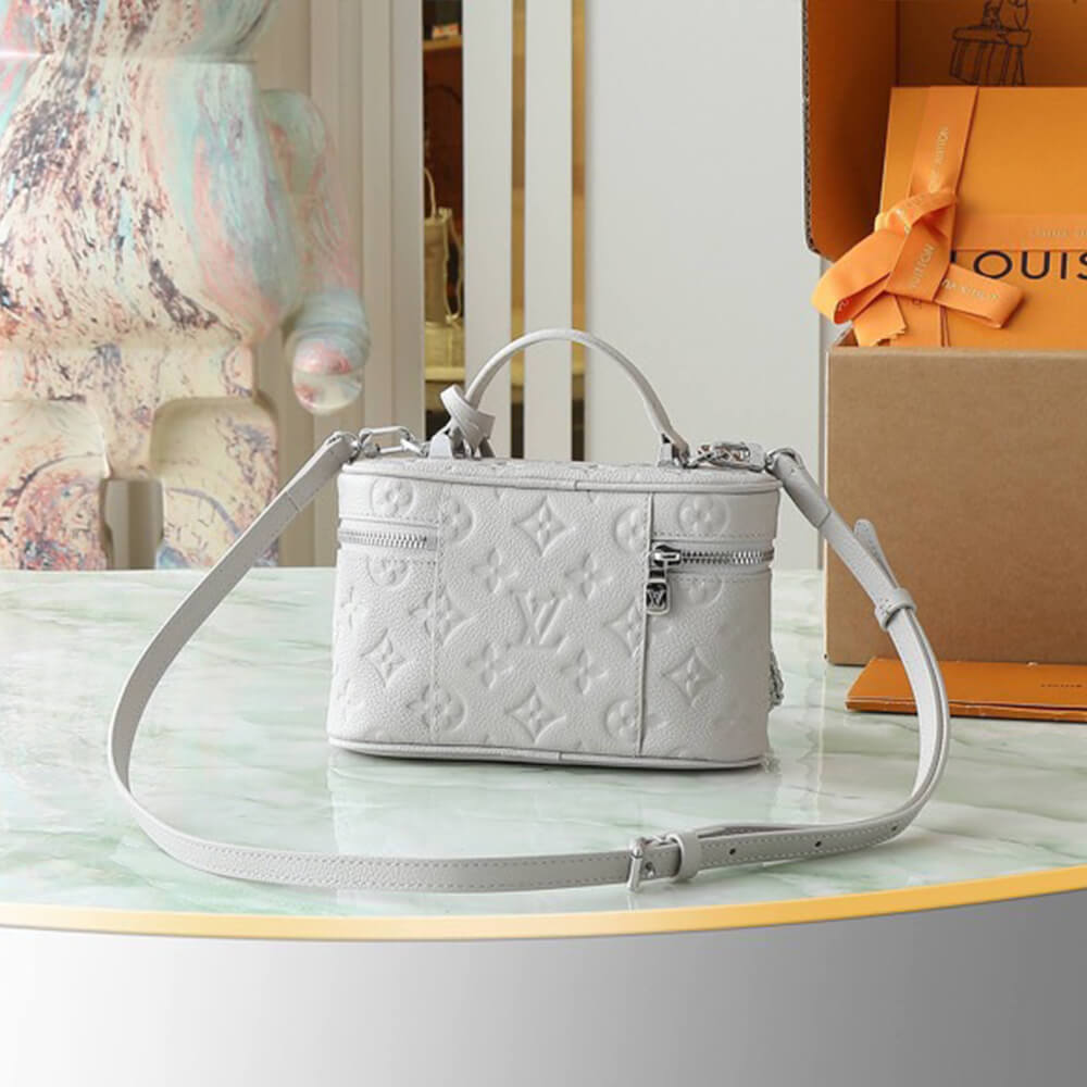LV Vanity Chain Pouch(High-end grade)