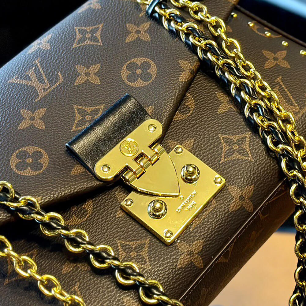 LV Trunkie