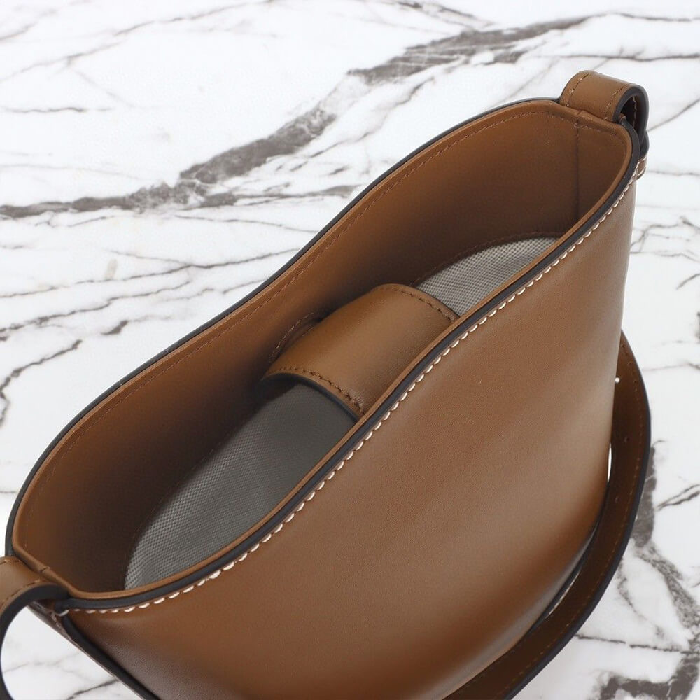 Gucci 73 mini bucket bag