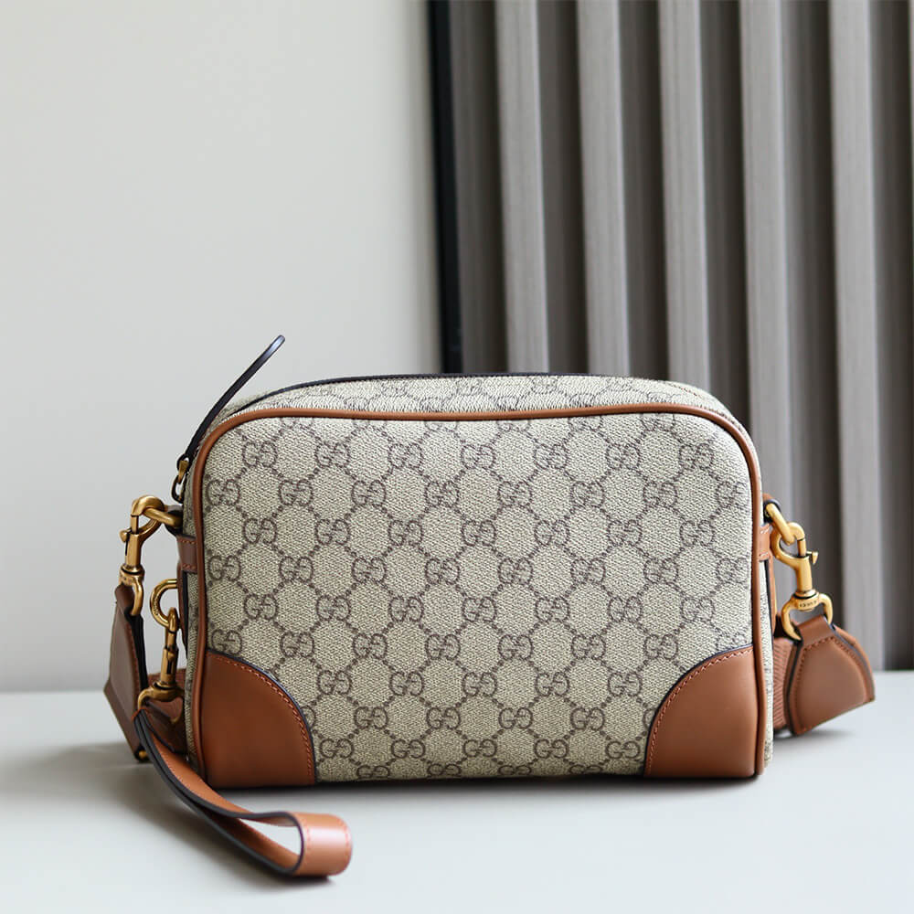 GG Emblem small crossbody bag